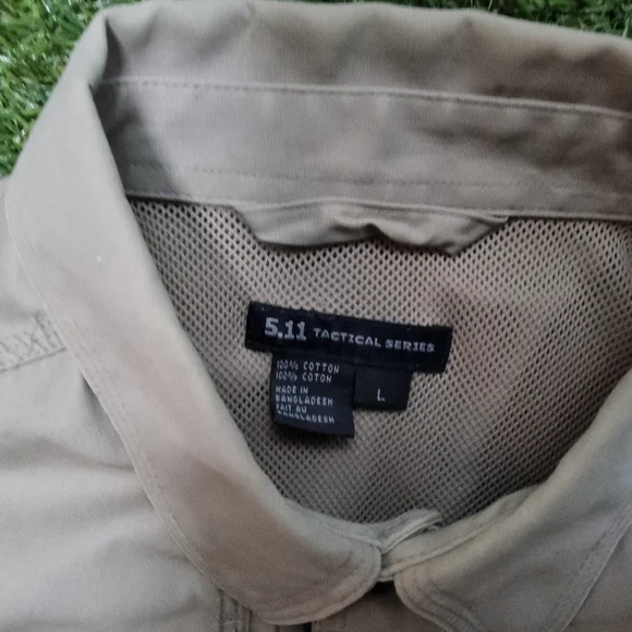 5.11 Tactical shirt Mens Beige Long Sleeve Button Up Winter Warm Size L 4771 - Picture 2 of 7